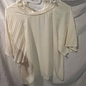 Express Cream Pleated Women's Blouse